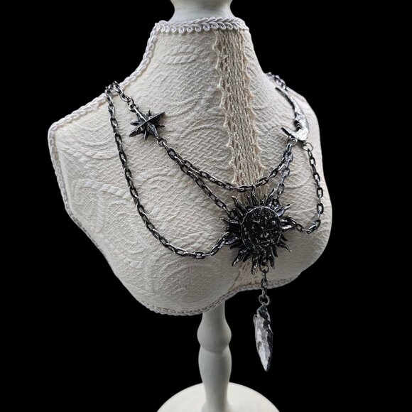 11/25 - Picture 4 of 9